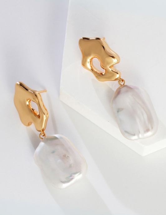 Goldene Kiesel-Barock-Ohrringe